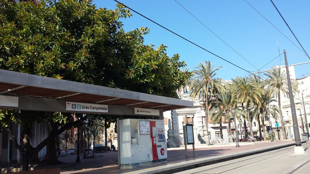 Apartment On Carrer Del Dr. Lluch Valencia Bagian luar foto